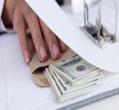 الكشف عن قضايا فساد بقيمة 45 مليار ليرة في سوريا 